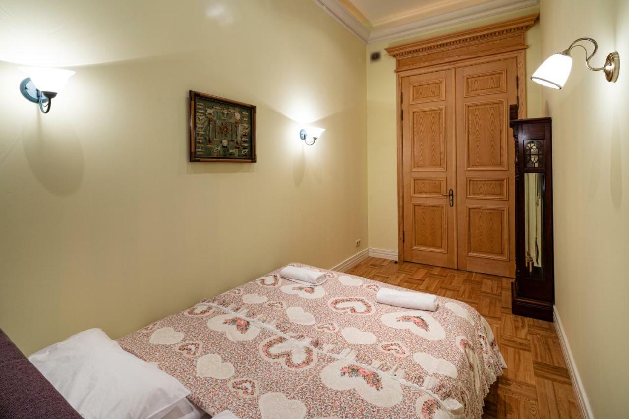 Old Riga 2 Bedroom Vecpilsetas Street Apartment Exteriör bild